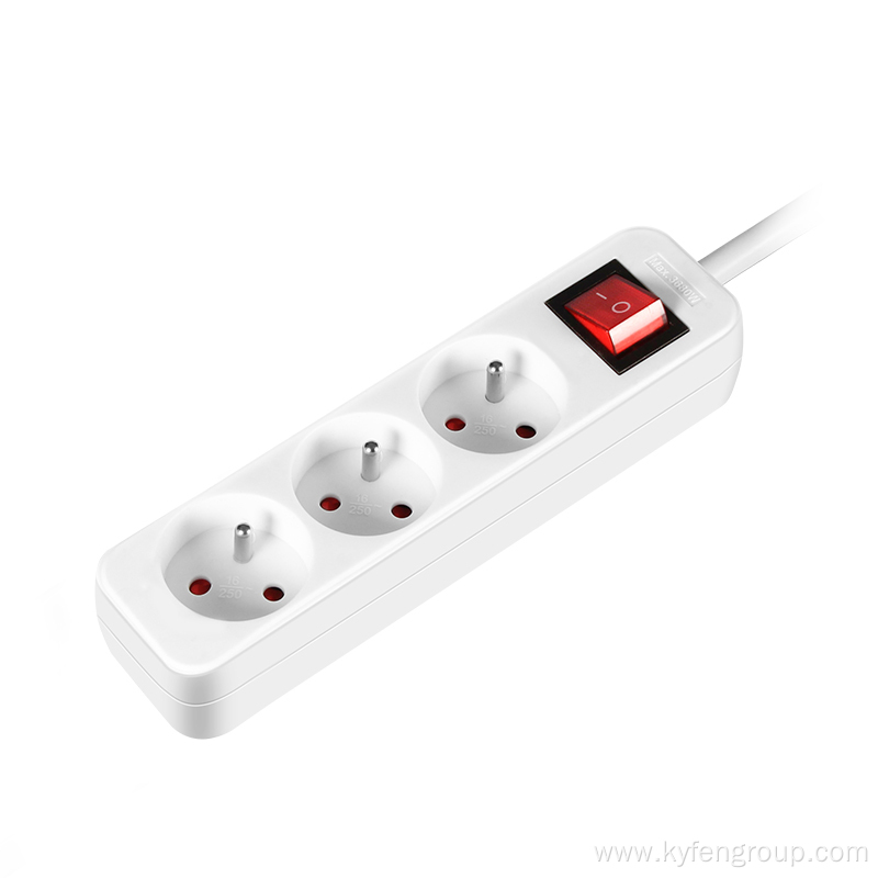 France 3-outlet power strip with light switch