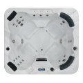 Jacuzzi de patio trasero compacto para 7 personas