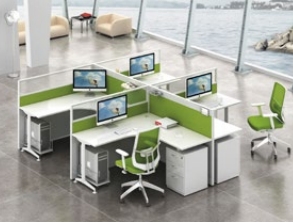 4-person open plan screenworkstations