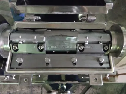 Coarse crusher machine for food industry