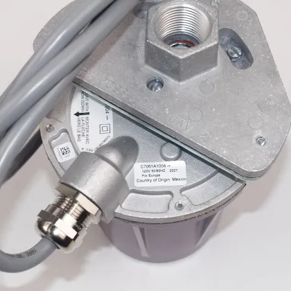 Honeywell Dynamic Self-Check Ultraviolet Flame Detector C7061A1004