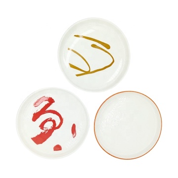 Customizable Pet Bowls & Walking Supplies for Dogs and Cats