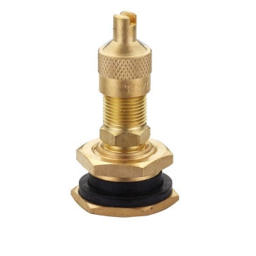 TRJ670-03: Large Bore Tubeless Truck Tyre Valve With Spud And Stem