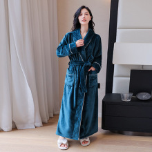 Jubah mandi flanel menebal baju tidur panjang