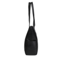 Bolso de hombro liviano con textura casual