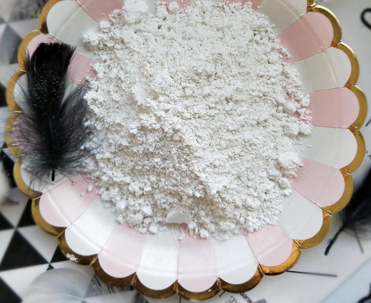 White Coated Calcium Carbonate 99%