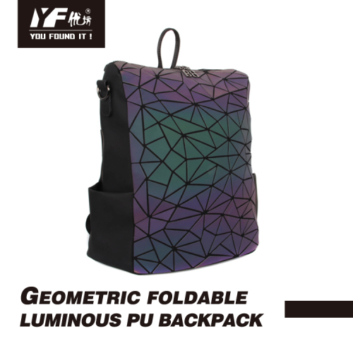 Mochila luminosa geométrica impermeável dobrável para viagem