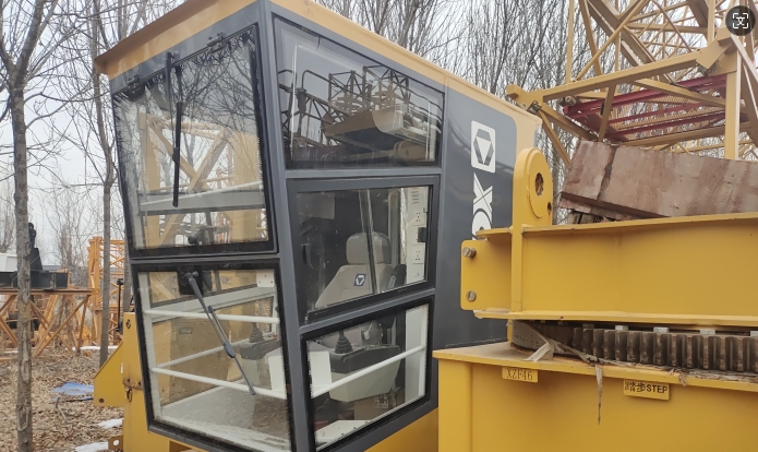 xcmg-used-crane-on-export-pallets xcmg-used-crane-on-export-pallets