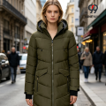 Parka de inverno isolada com palangre feminino