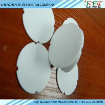 Alumina ceramic disc with high thermal conductivity