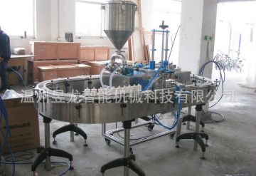 Large capacity filling machine