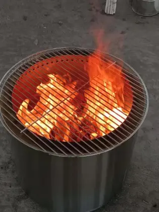 Outdoor garden BBQ fire pit
