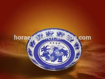 Glass bowls for table decorations