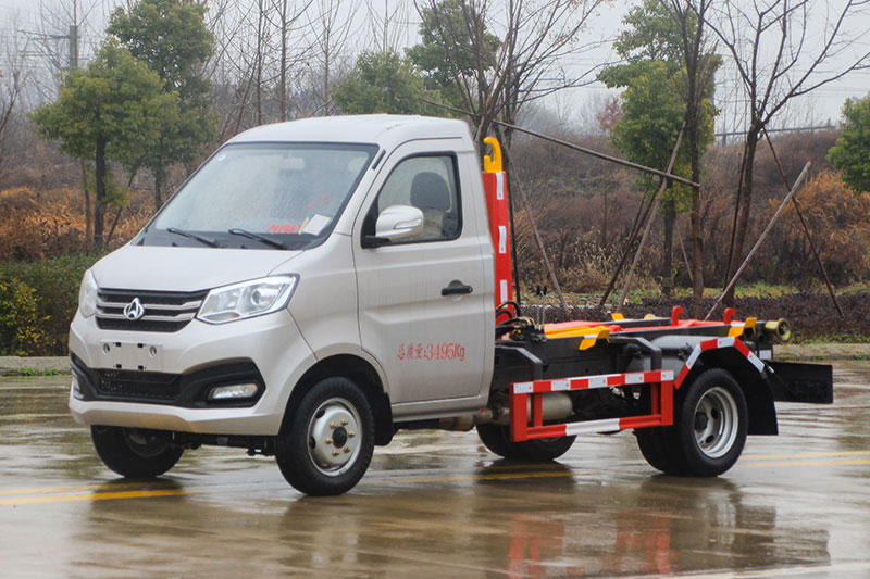 Chang'an X1 3M ³ Hook Arm Garbage Truck