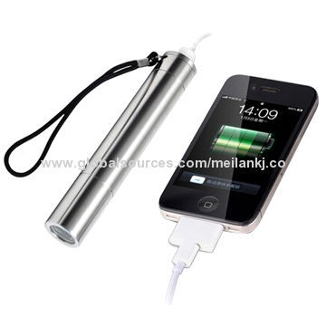 Rechargeable LED flashlight, all stainless steel, anti-dropping, can aid by hitting the glass window