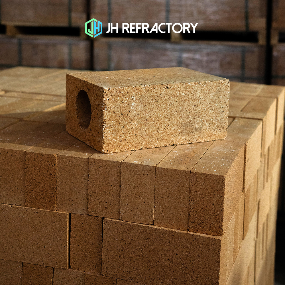 Shaped DN refractory bricks live action