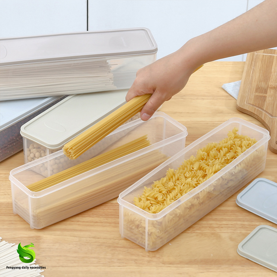 Efficient Rectangular Noodle Crisper Storage