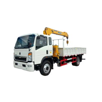 Sinotruk HOWO 4x2 Crane Truck - 5Ton/10Ton Capacity, LHD/RHD, High Efficiency
