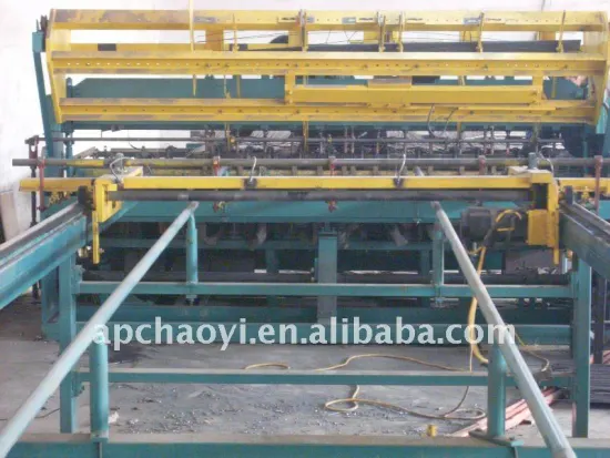 Automatic steel welded wire mesh machine