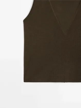 Women's elegant,versatile and high-end commuting style sleeveless T-shirt vest