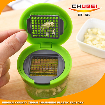 Amazon Best Selling Handy Garlic Crusher with Stainless Steel Blades