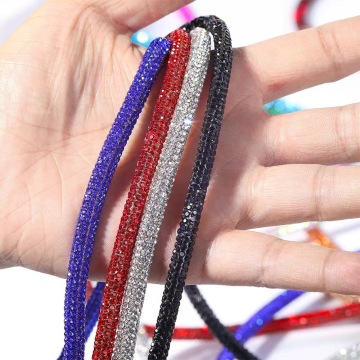 Wholesale Crystal Glass Rhinestone Strip for Hoodies and Sports Pants: Enhance Your Style with Drawstring Straps and Cords