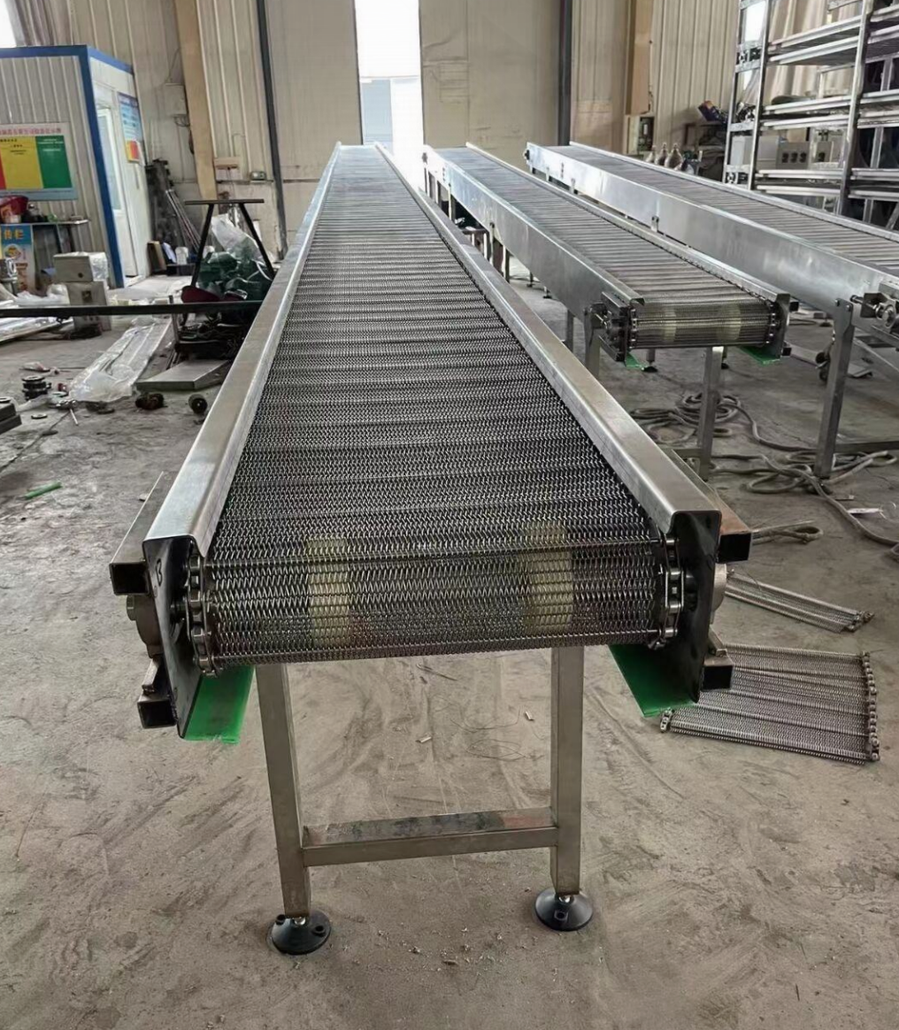 Heavy-duty wire mesh belt conveyors