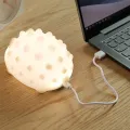 Linda luz nocturna LED de erizo para dormitorios para niños