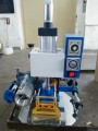 Desktop Pneumatic hot stamping Machine untuk kulit