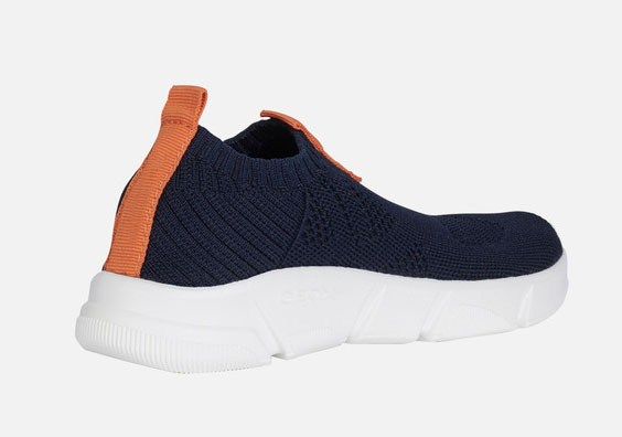 Elegant Flyknit Mesh Sneakers for Women's Daily Wear