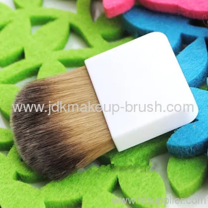 Compact Brand Blush Brush 