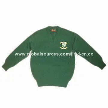 knitted-school-jumper-with-school-logo-embroideries-high-quality