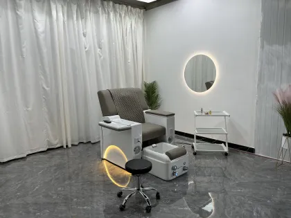 Luxury Human Touch Massage Sofa Chair for Modern Nail Spa Salon