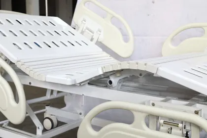 Hospital Furniture Medical equipment with 3 cranks
