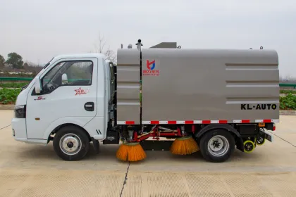Dongfeng Road Sweeper Street Sweeper Truck