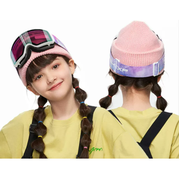 Children's skiing knit cap ear protection