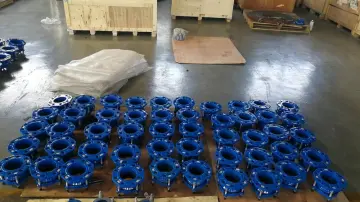 Wide tollerance cast flange adaptor