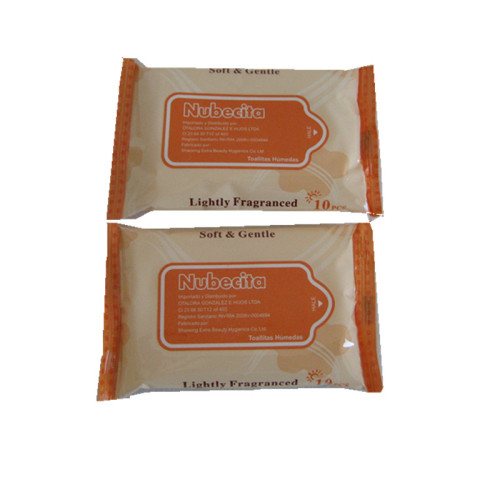 Lingettes humides biodégradables jetables dans les toilettes organiques naturelles pour bébé