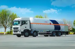 Liquefied Natural Gas (LNG) Tank Truck