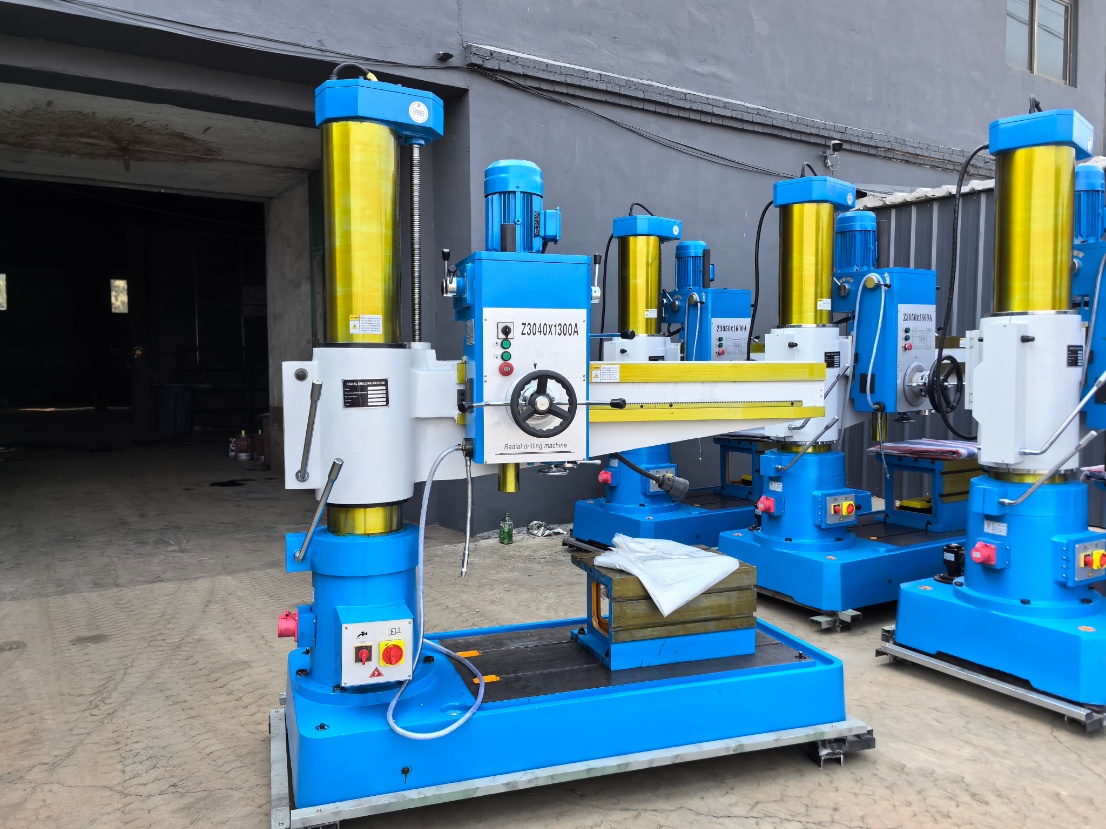 Heavy Duty Hydraulic Radial Drilling Machine