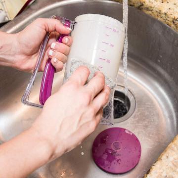 Plastic Cupcake Batter Dispenser With Measuring Label