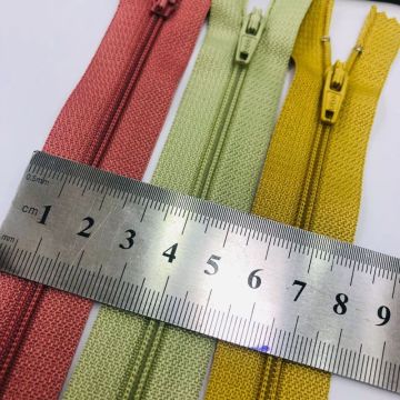 Slap-up 11inch lubricated nylon zippers for clothing online