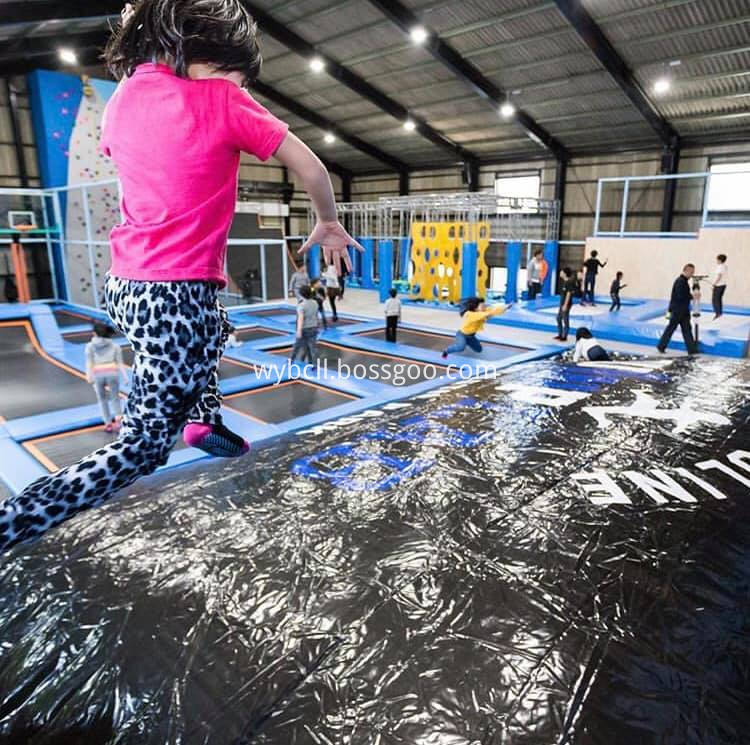 Japan trampoline park