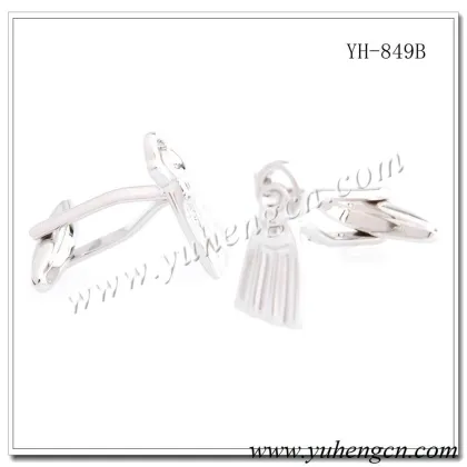 YH-849B Fashion Novelty Sports Diving Flippers Cufflinks