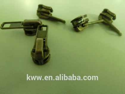 KWW Auto-lock Spring lock, shiny metal zipper slider made in china