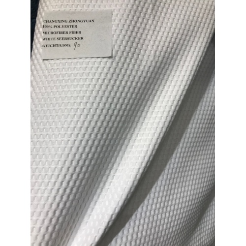 Tissus en microfibre blanche en polyester avec seersucker