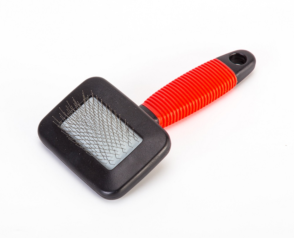 Small T-Shape Slicker Brush with rubber grip