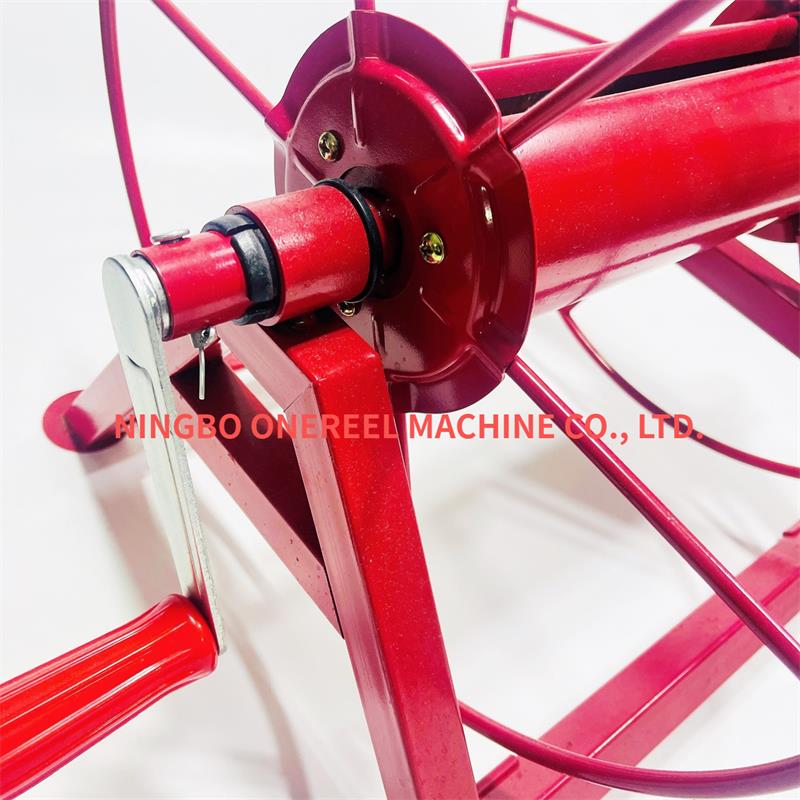 Spray Hose Reel (2) Spray Hose Reel (2)
