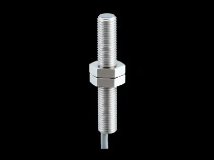 sensor PBM413B38RA115 baumer proximity switch