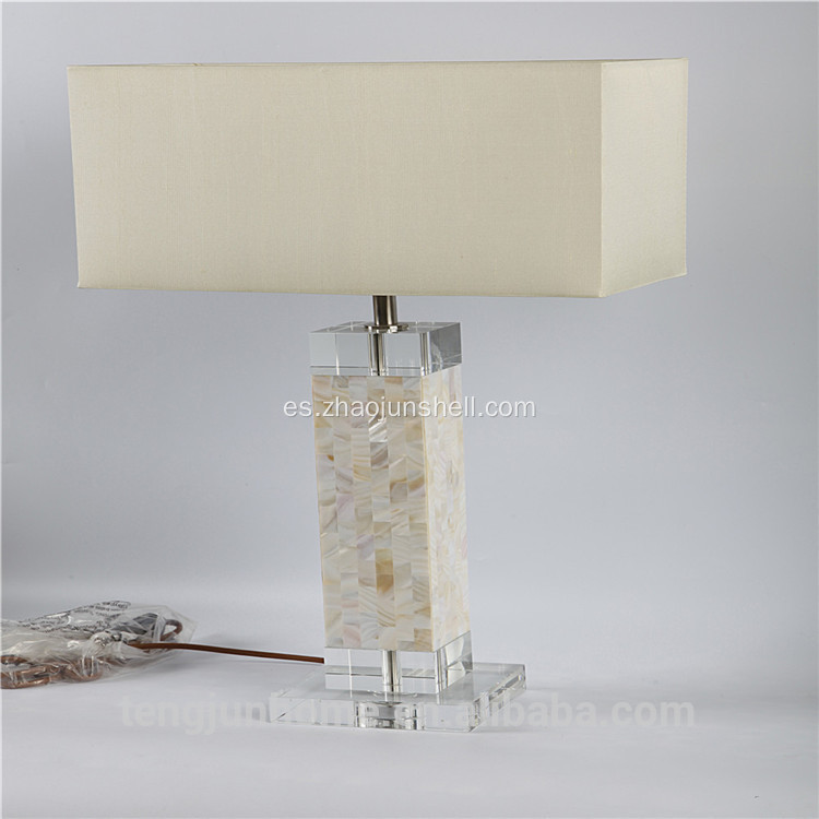 Alta calidad precio bajo chino concha lámparas de mesa con pedestal de cristal